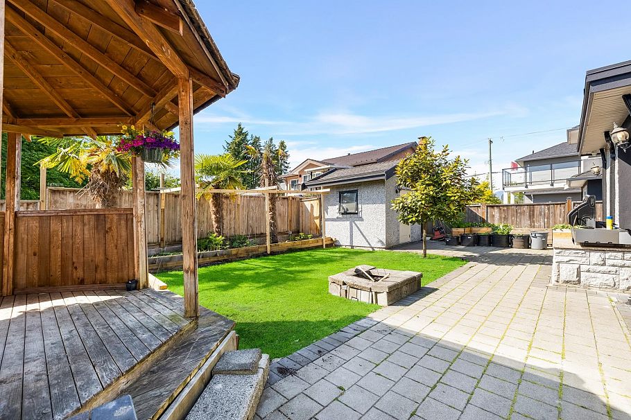 2091 Mclennan Avenue Richmond, BC - 34