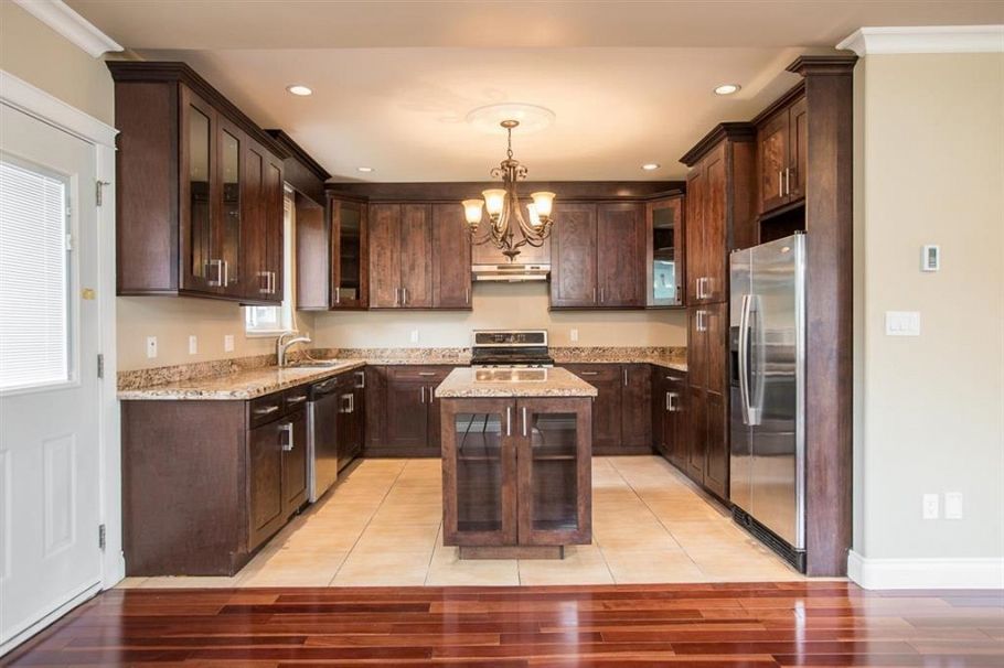 54757 VICTORY STREET, Burnaby BC V5J 1H3 Burnaby, BC - 3