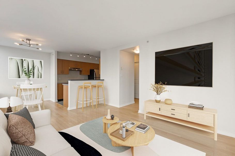 701 1295 Richards Street Vancouver, BC - 4