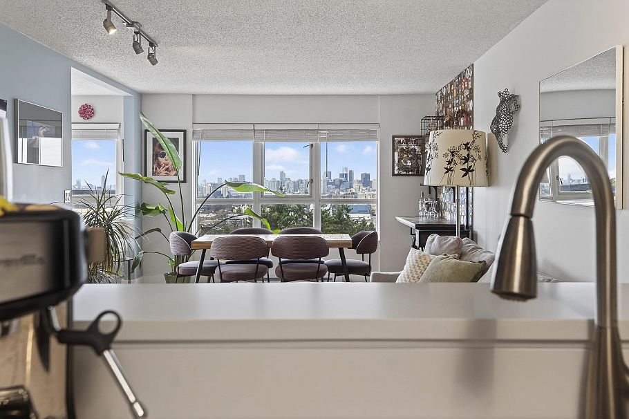 803 1833 Frances Street Vancouver, BC - 23