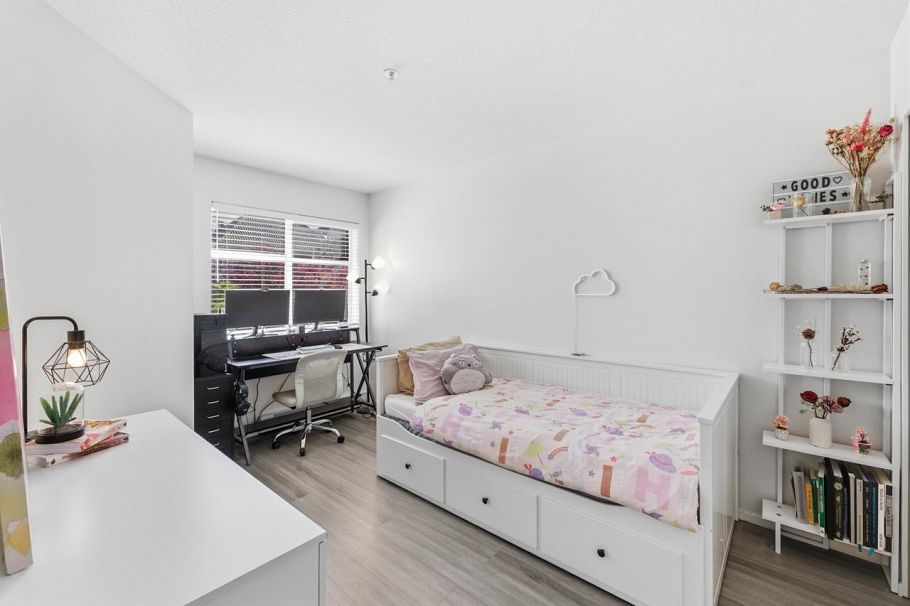 20 3428 Adanac Street Vancouver, BC - 16