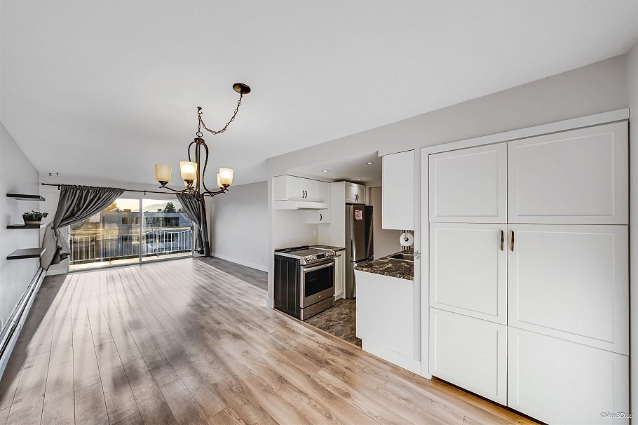 320 3080 Lonsdale Avenue North Vancouver, BC - 5