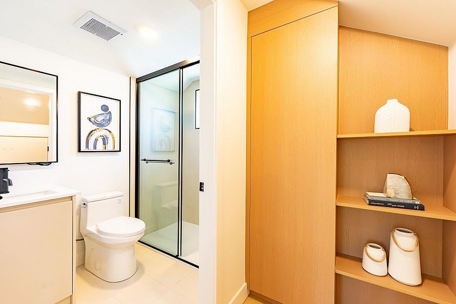 6575 Lime Street Vancouver, BC - 29