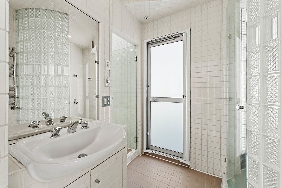 3043 Alma Street Vancouver, BC - 19