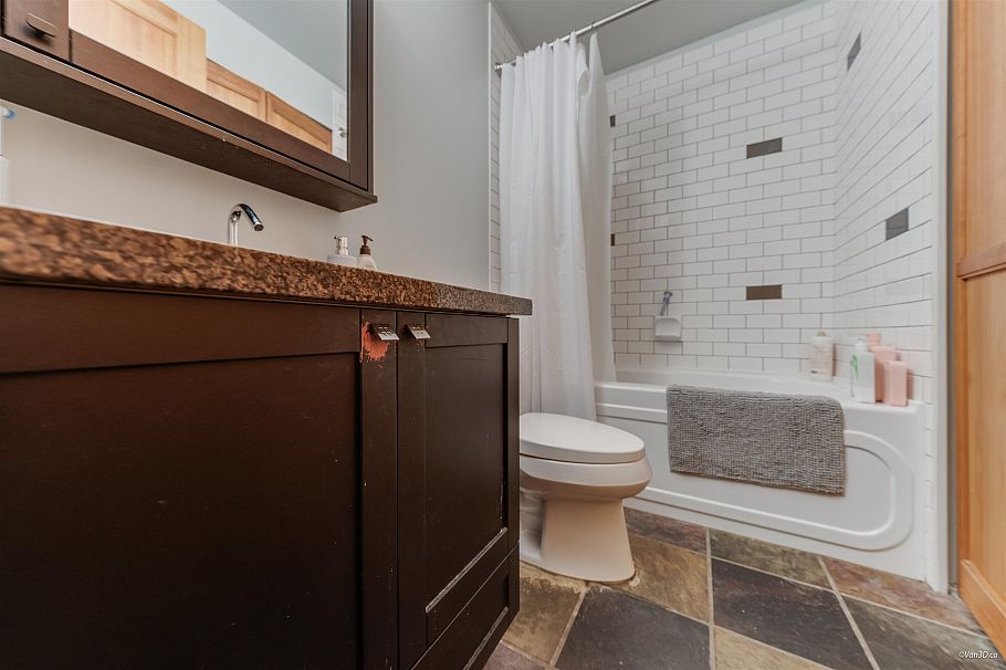 321 2515 Ontario Street Vancouver, BC - 7