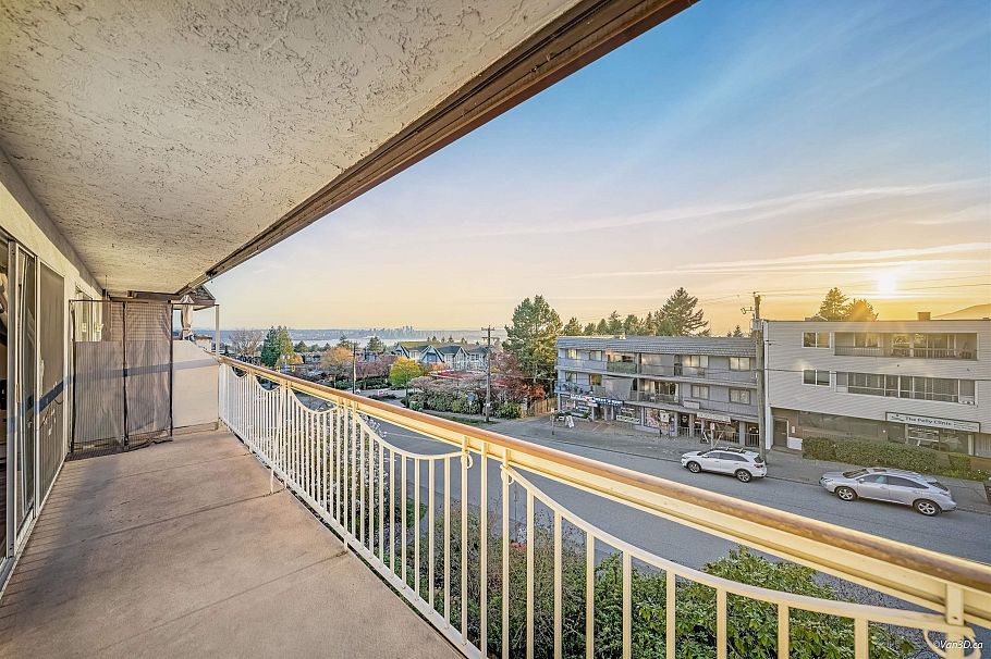 320 3080 Lonsdale Avenue North Vancouver, BC - 22