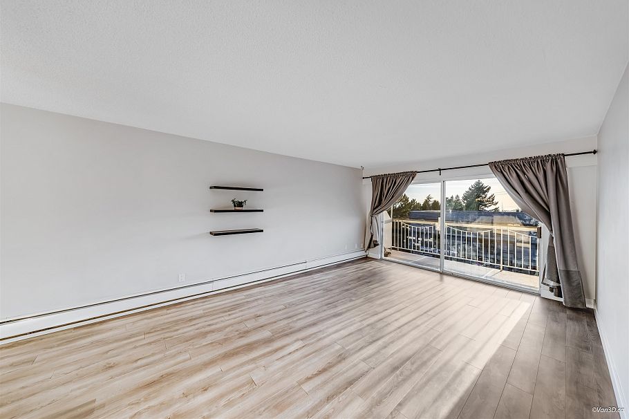 320 3080 Lonsdale Avenue North Vancouver, BC - 9