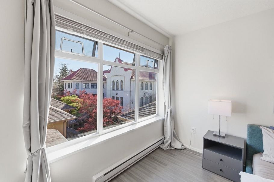 20 3428 Adanac Street Vancouver, BC - 24