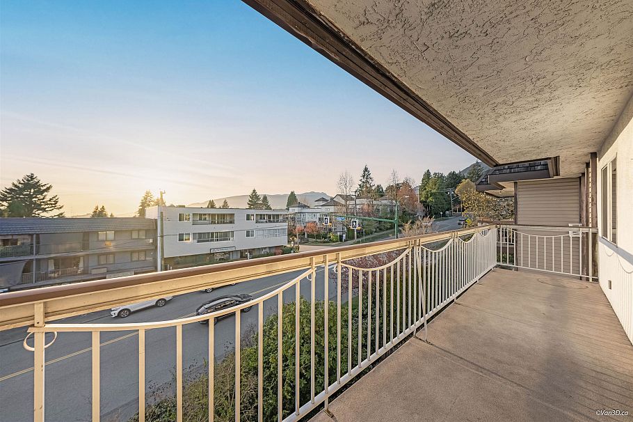 320 3080 Lonsdale Avenue North Vancouver, BC - 21