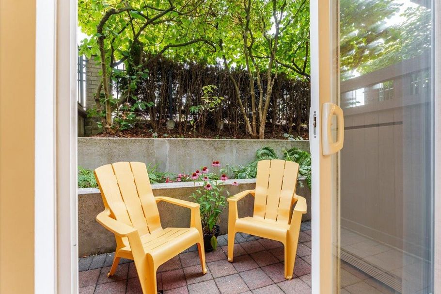 12 288 St. Davids Avenue North Vancouver, BC - 1