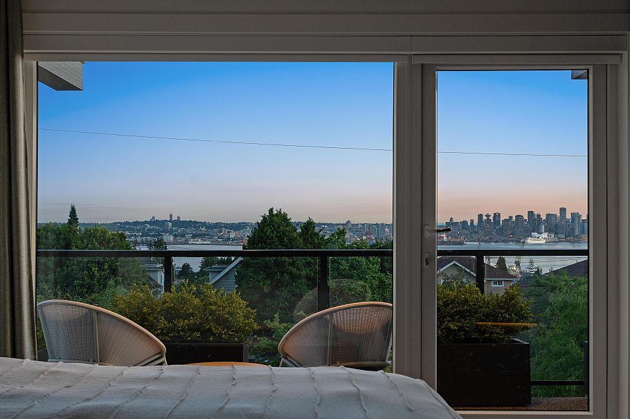 336 E Keith Road North Vancouver, BC - 19