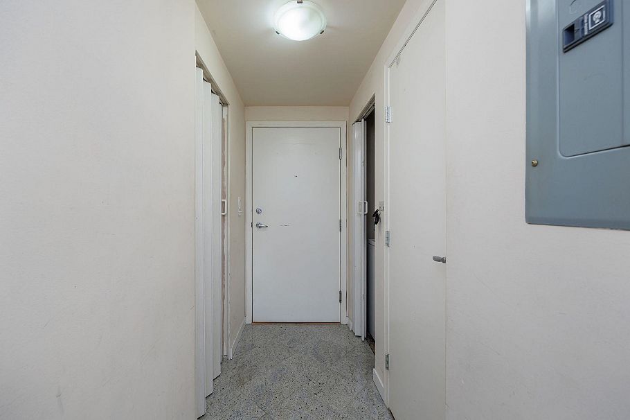 809 1331 Alberni Street Vancouver, BC - 9