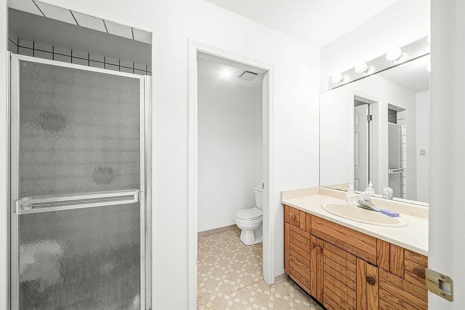 6668 Selkirk Street Vancouver, BC - 14