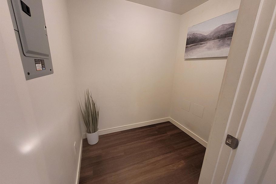 719 4818 Eldorado Mews Vancouver, BC - 12