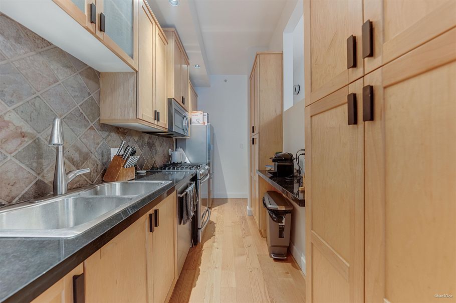 321 2515 Ontario Street Vancouver, BC - 8