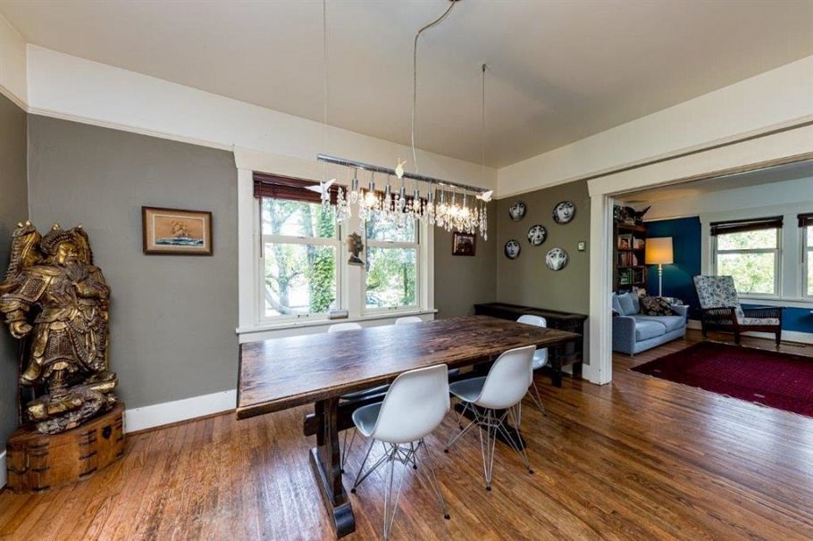 364 E 14th Street North Vancouver, BC - 12