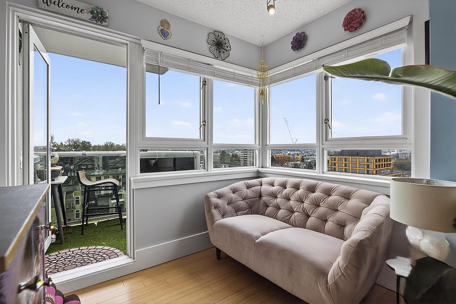 803 1833 Frances Street Vancouver, BC - 4