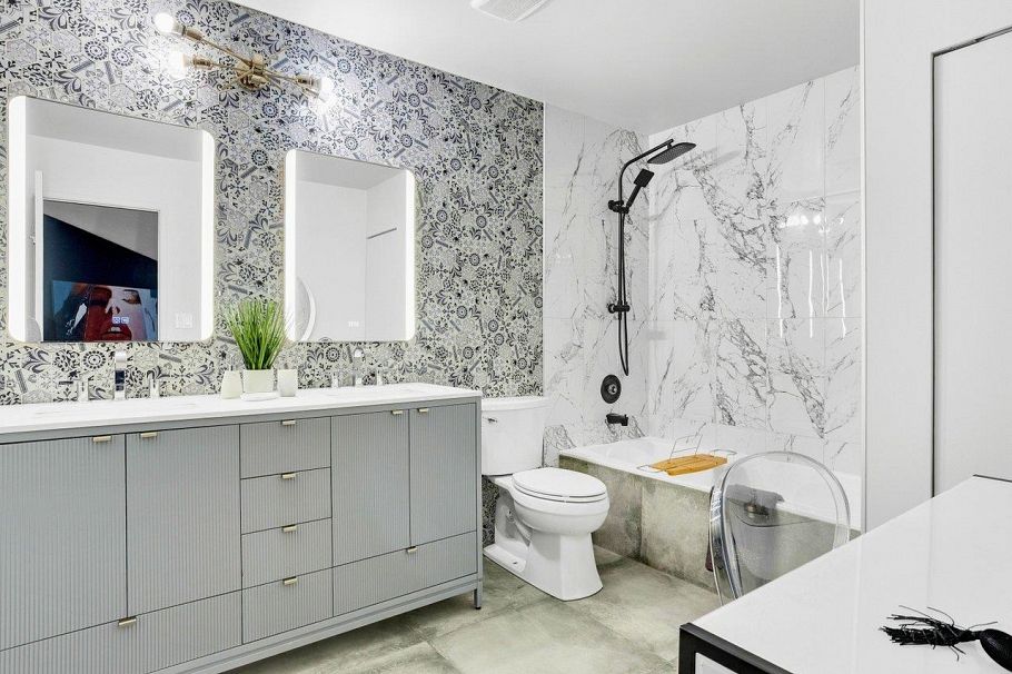1306 33 Chesterfield Place North Vancouver, BC - 26