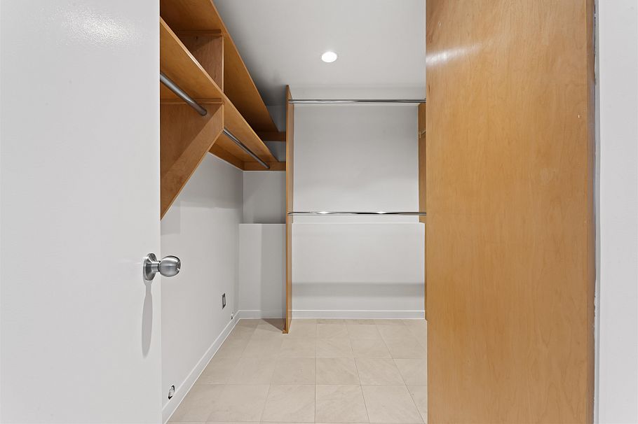 3043 Alma Street Vancouver, BC - 22