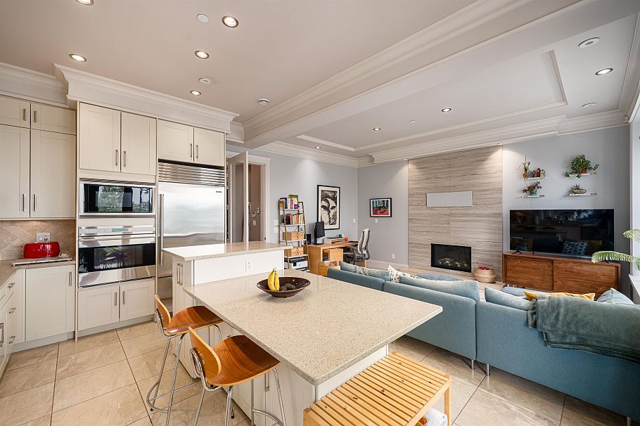 3511 W 15th Avenue Vancouver, BC - 16