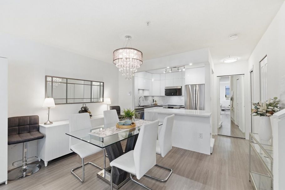 20 3428 Adanac Street Vancouver, BC - 8