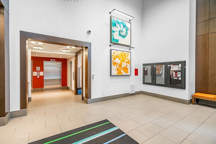 719 4818 Eldorado Mews Vancouver, BC - 2