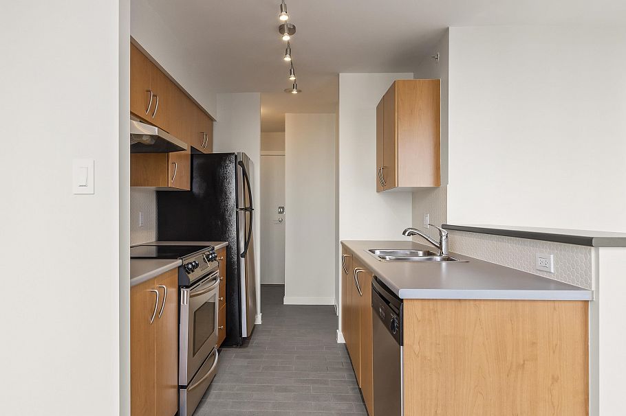 701 1295 Richards Street Vancouver, BC - 6