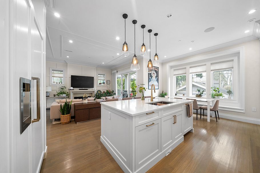 3828 W 35th Avenue Vancouver, BC - 13