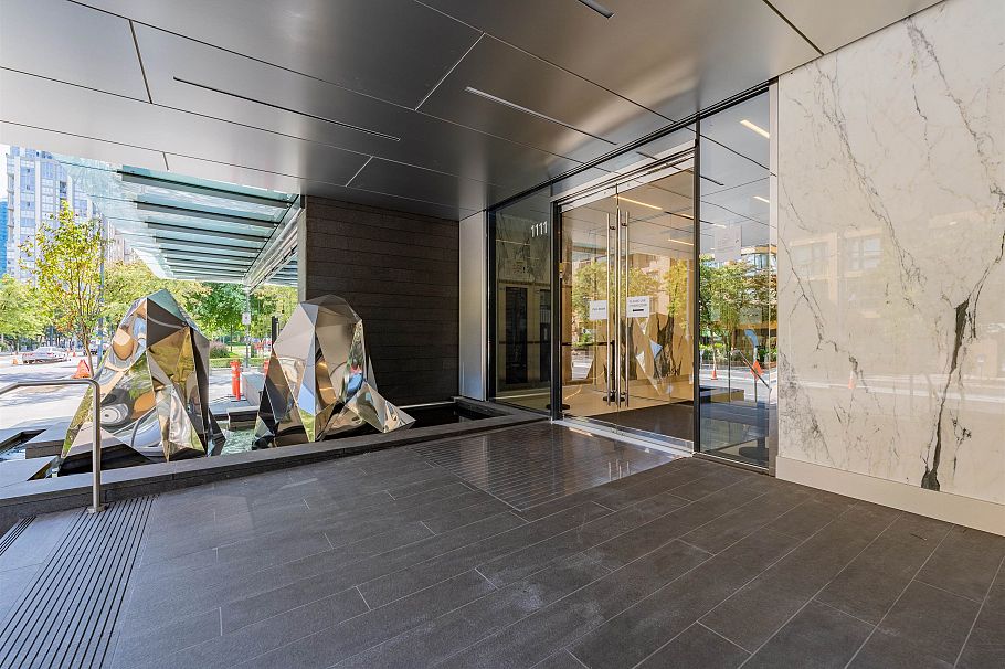 2209 1111 Richards Street Vancouver, BC - 3