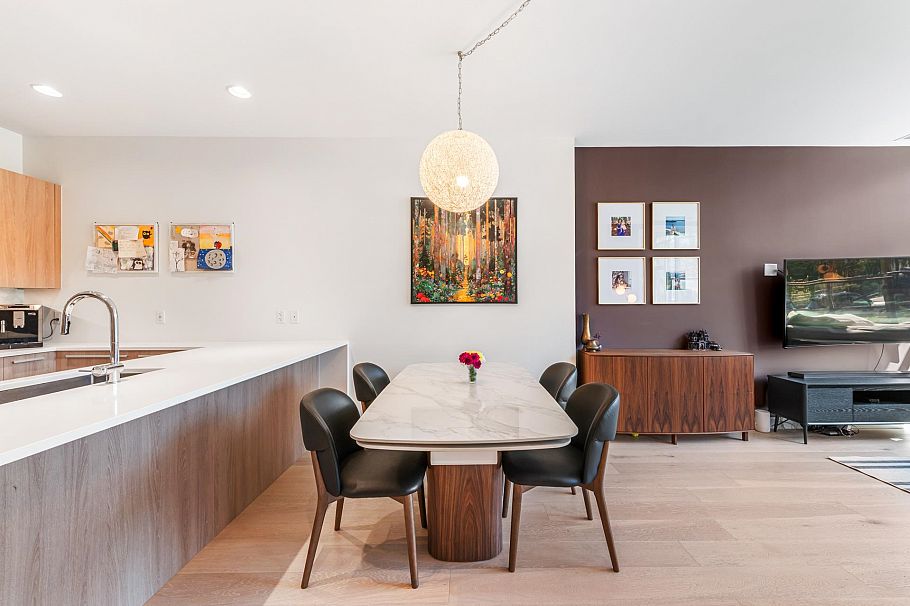 2765 Mountain Highway North Vancouver, BC - 6