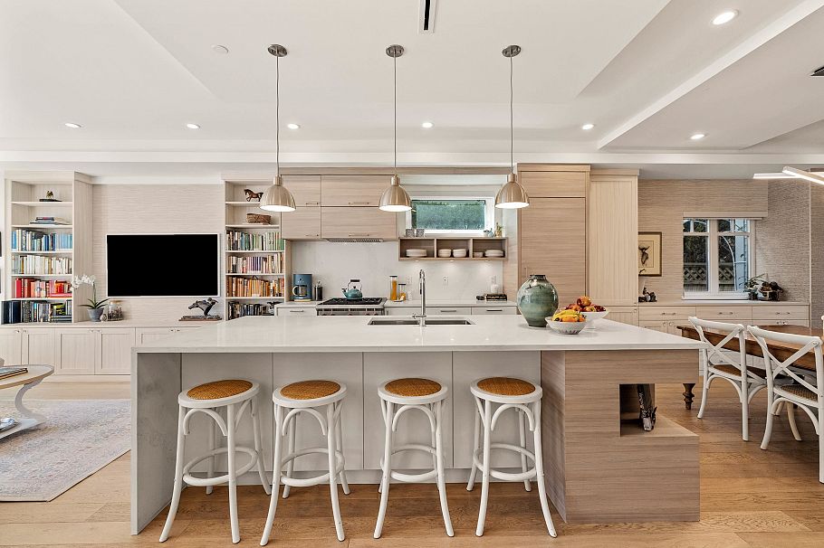 1136 E 16th Avenue Vancouver, BC - 6