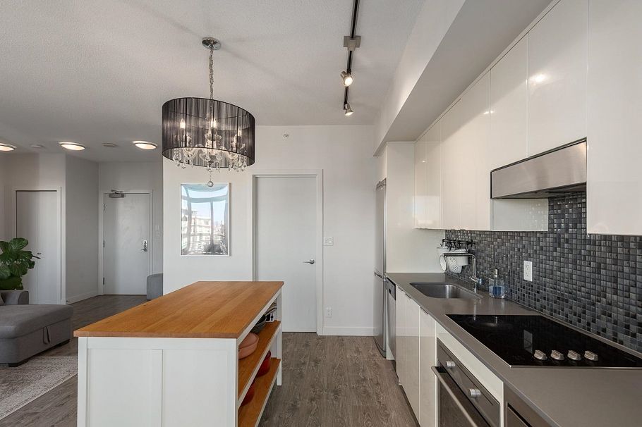 906 2788 Prince Edward Street Vancouver, BC - 12