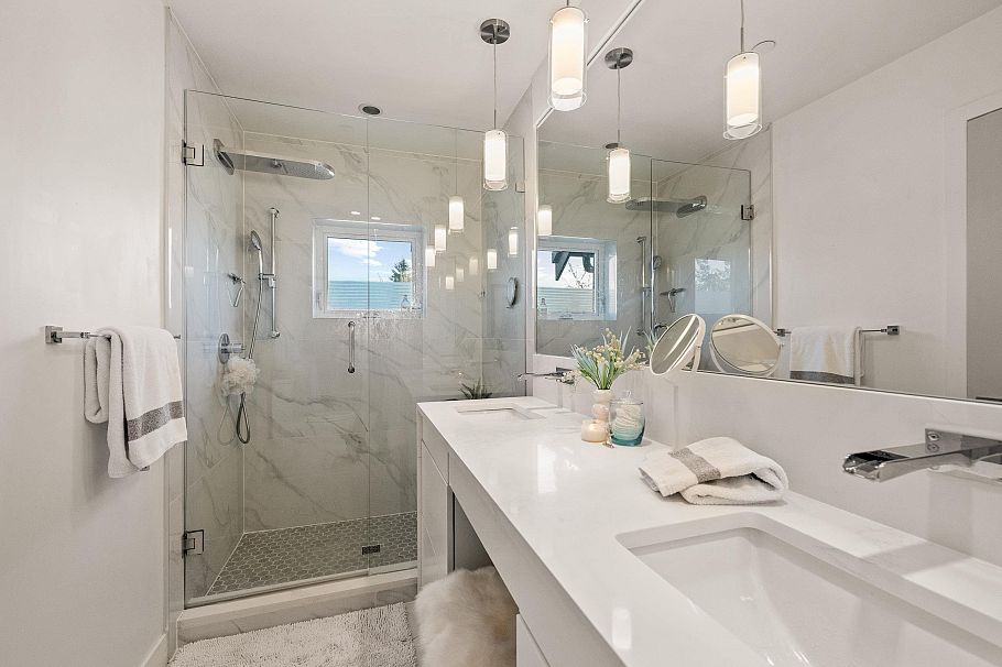 1136 E 16th Avenue Vancouver, BC - 23