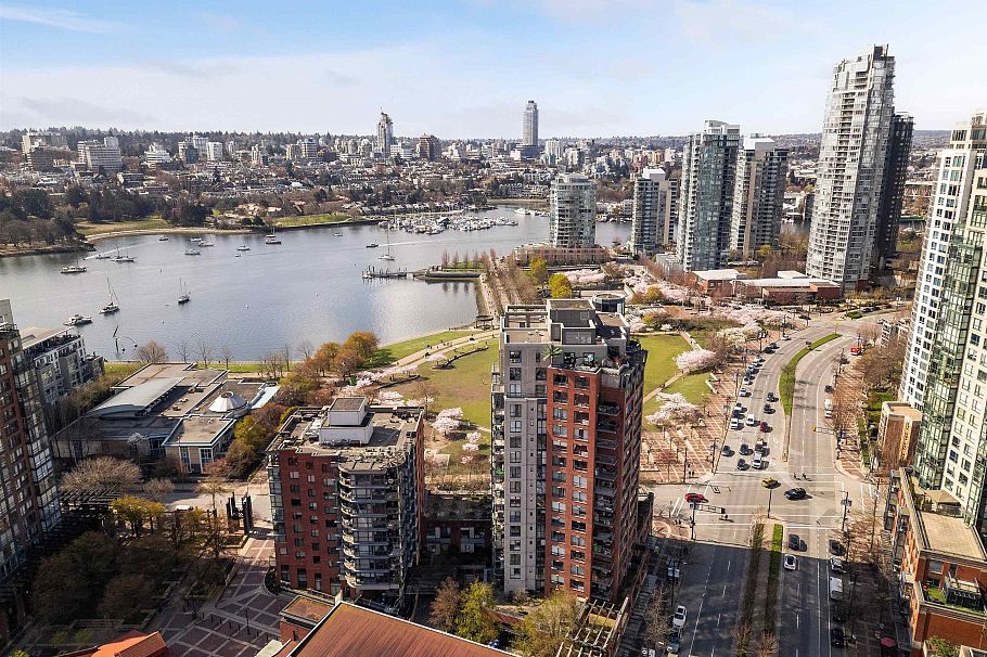 11D 199 Drake Street Vancouver, BC - 31