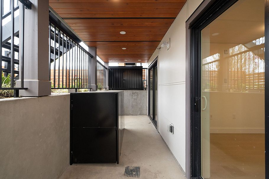 2612 Horley Street Vancouver, BC - 27