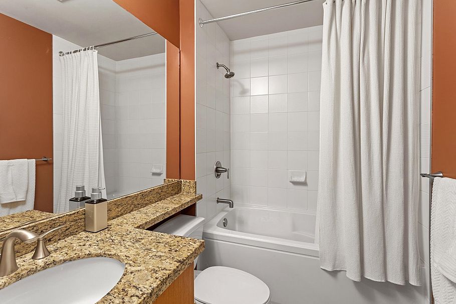 6238 Logan Lane Vancouver, BC - 18