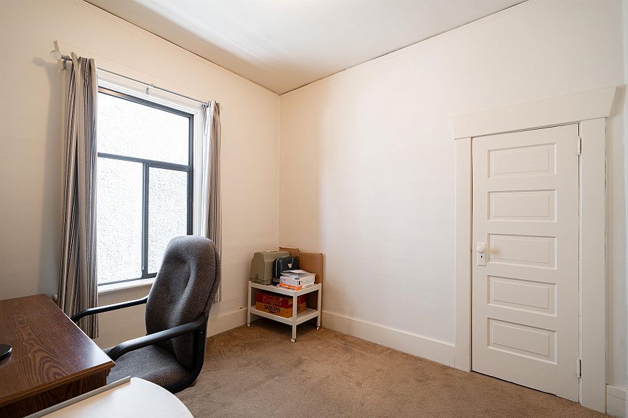 2129 W 47th Avenue Vancouver, BC - 20