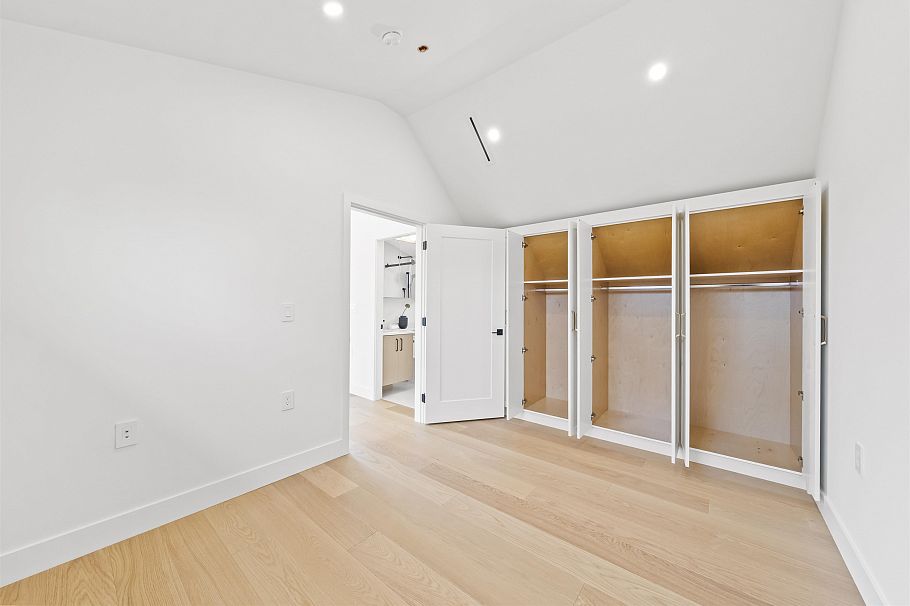 1 312 E 40th Avenue Vancouver, BC - 24