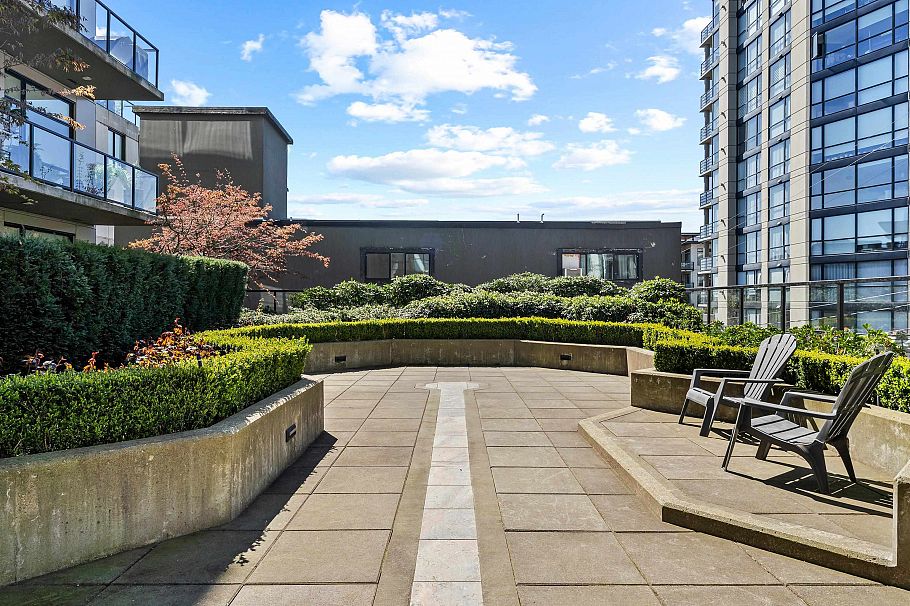 305 105 W 2nd Street North Vancouver, BC - 31