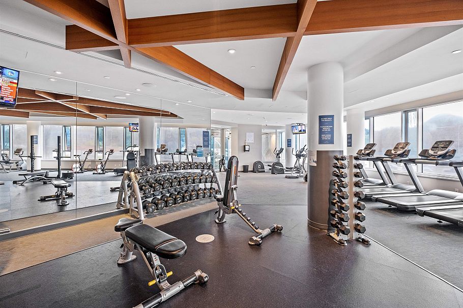 611 1500 Fern Street North Vancouver, BC - 24