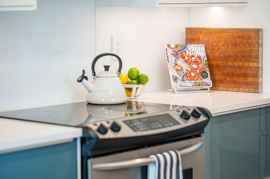 104 105 W Kings Road North Vancouver, BC - 10