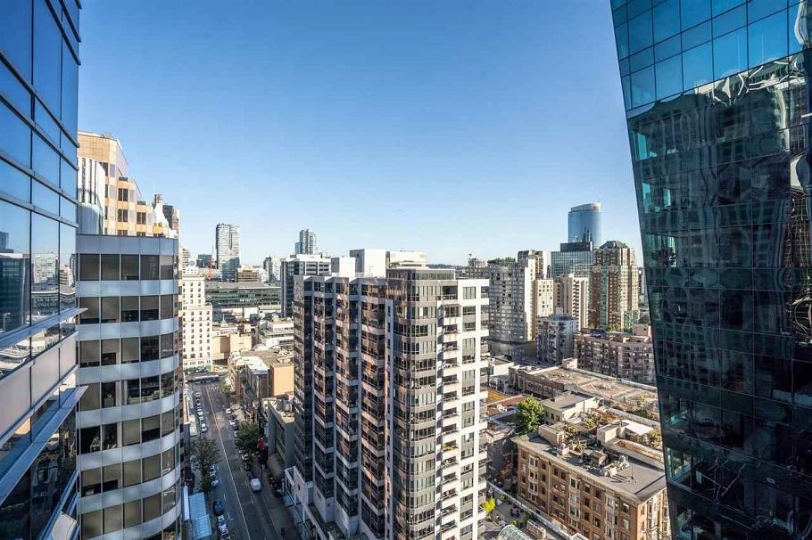 2208 1111 Alberni Street Vancouver, BC - 19