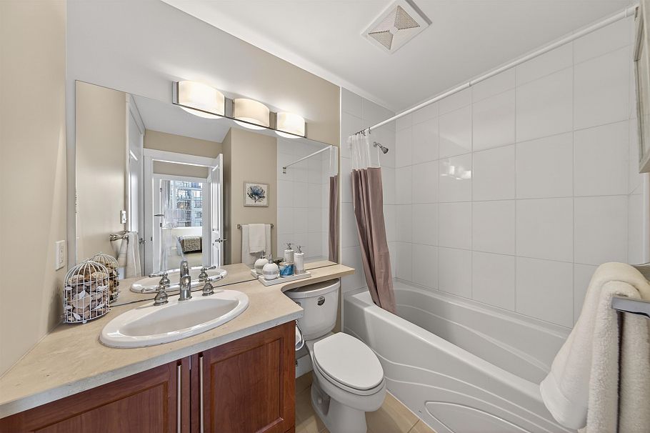 613 4685 Valley Drive Vancouver, BC - 13