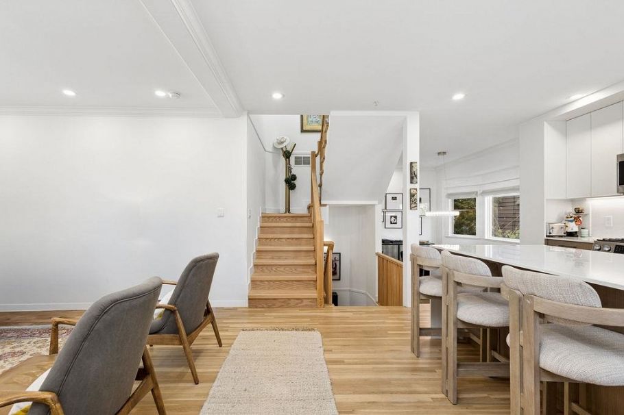 1956 W 14 Avenue Vancouver, BC - 10