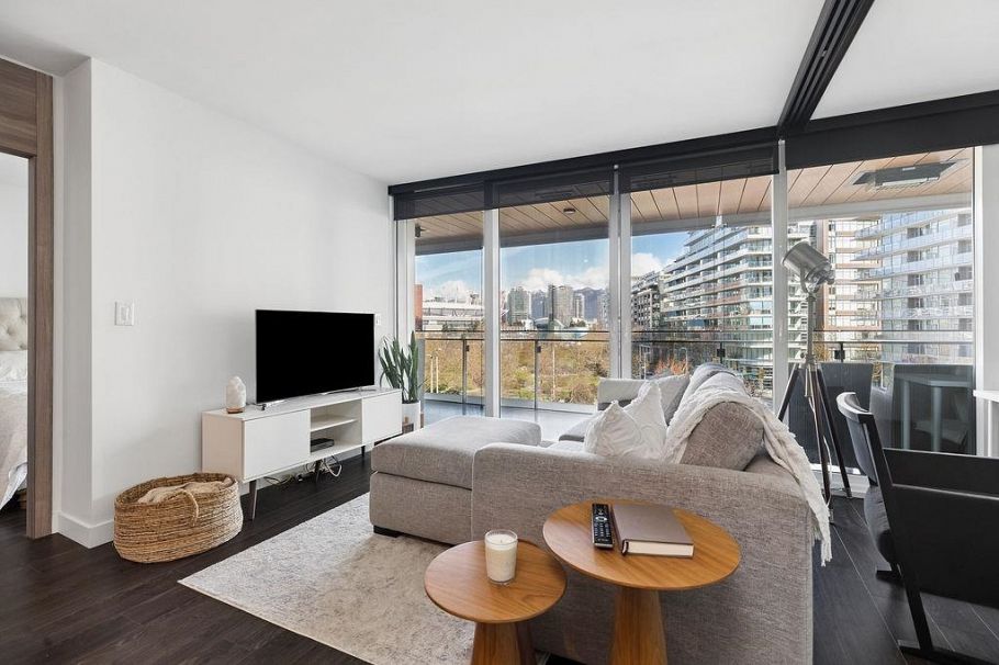 507 1768 Cook Street Vancouver, BC - 2