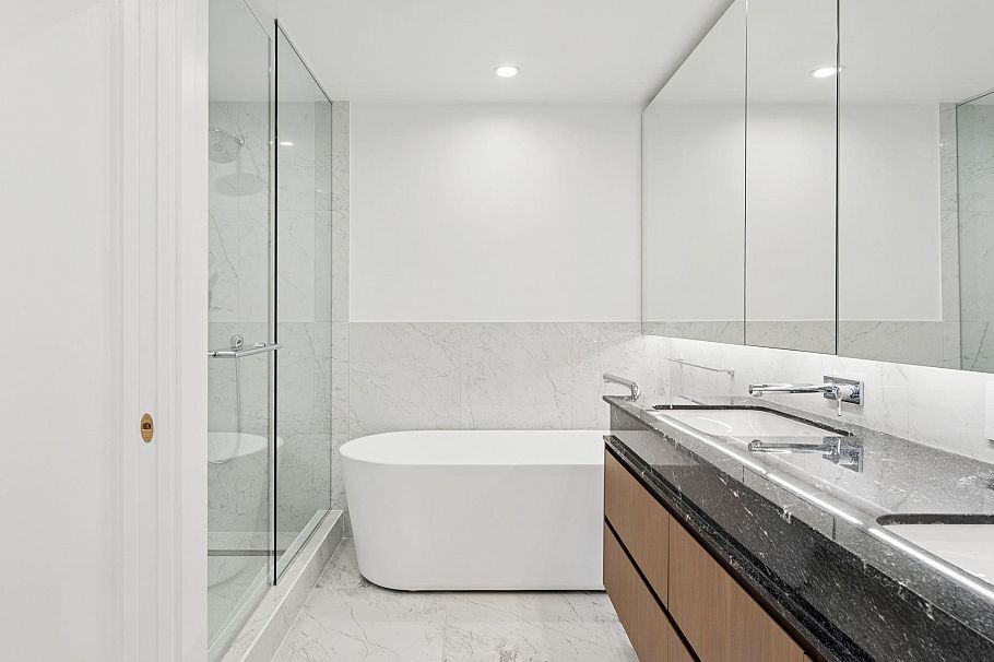 101 3668 W 10th Avenue Vancouver, BC - 22