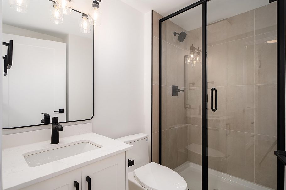 2612 Horley Street Vancouver, BC - 25