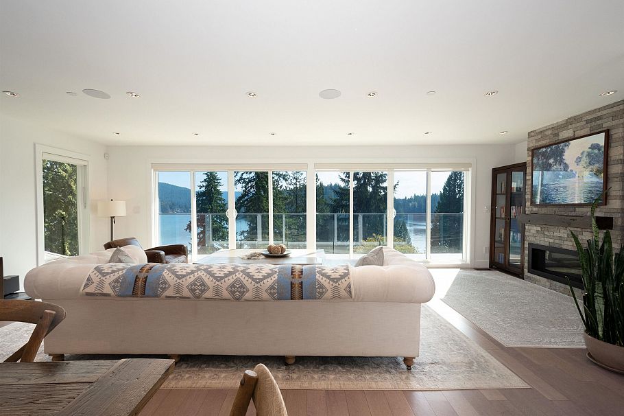 2867 Panorama Drive North Vancouver, BC - 8