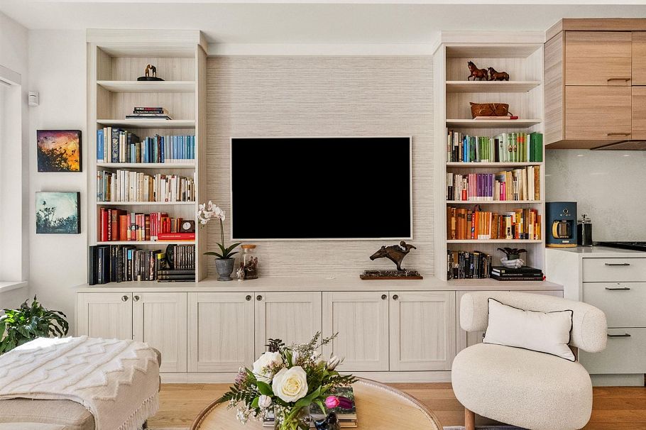 1136 E 16th Avenue Vancouver, BC - 3