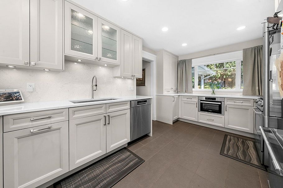 1615 Mcbride Street North Vancouver, BC - 17